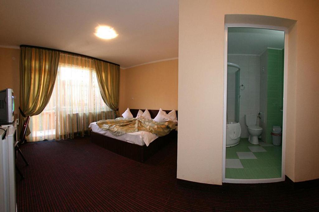 Hotel Iri Buşteni Værelse billede