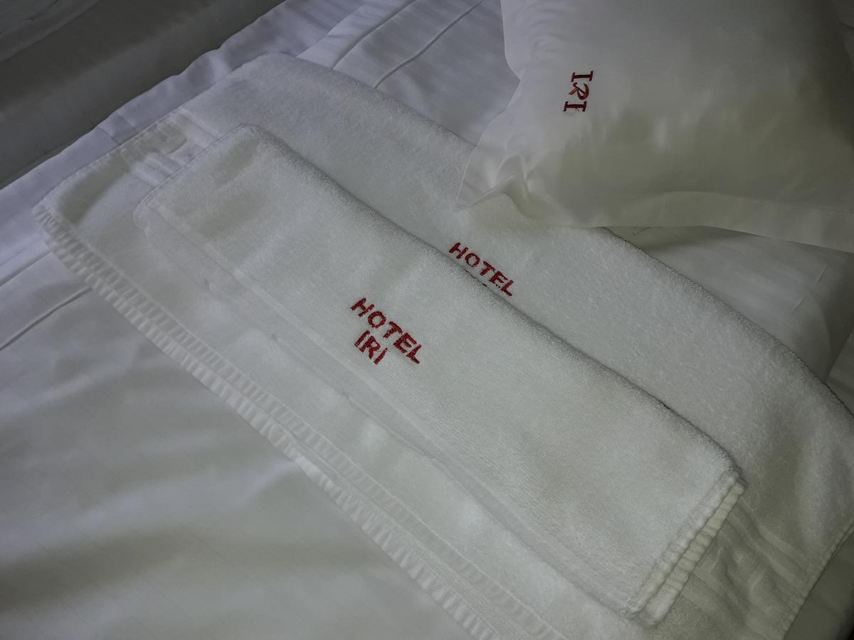 Hotel Iri Buşteni Eksteriør billede